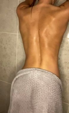 Would Fuck A Turkish Girl Like Me Raw In The Shower